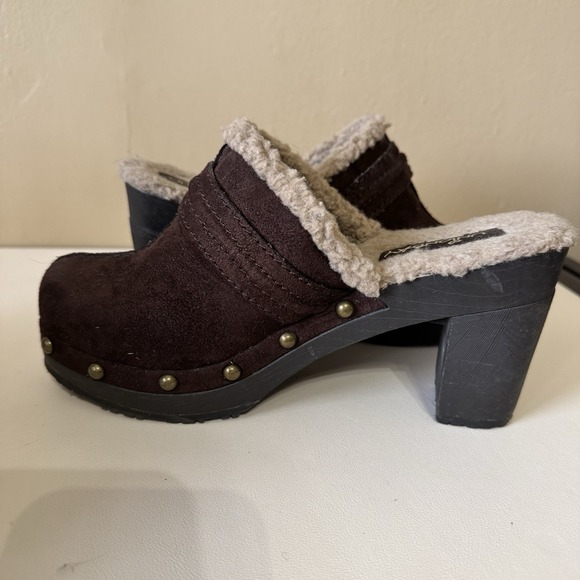 Vintage 90s‎ Y2K Unionbay Studded Heel Platform Sherpa Clogs Women's Sz 7.5 Boho - Picture 4 of 7